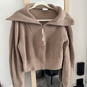 Varley Cropped Tan Quarter Zip collared knit sweater Size Medium